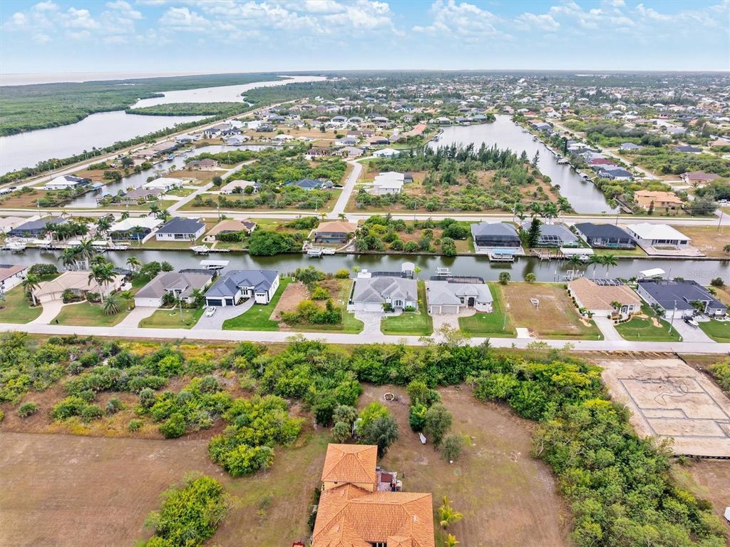 Image 60 of property listing at 15650 MEACHAM CIRCLE, Port Charlotte, FL 33981