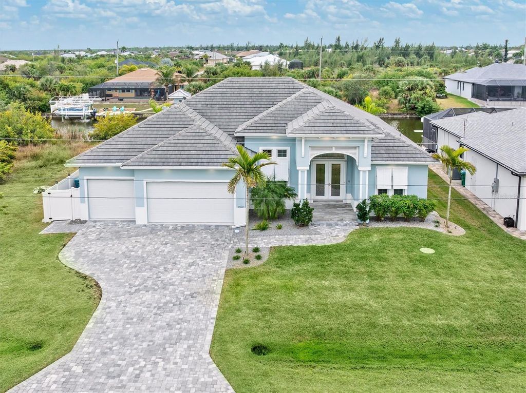 Image 68 of property listing at 15650 MEACHAM CIRCLE, Port Charlotte, FL 33981