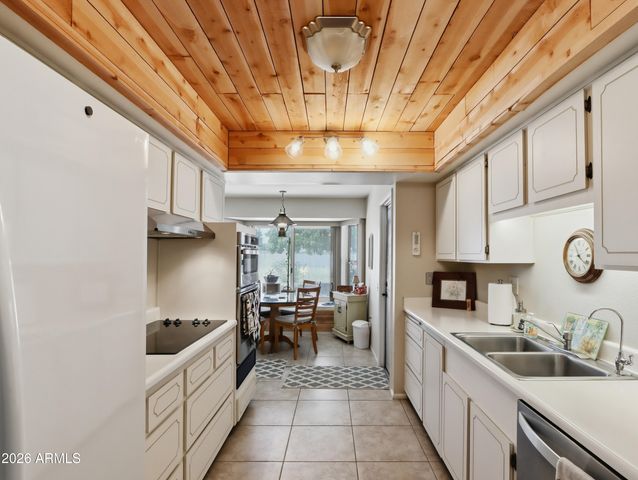 18036 N DESERT GLEN Drive, Sun City West, AZ 85375