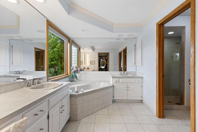 11409 Louisiana Avenue S, Bloomington, MN 55438
