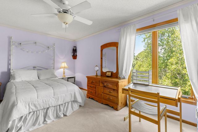 11409 Louisiana Avenue S, Bloomington, MN 55438