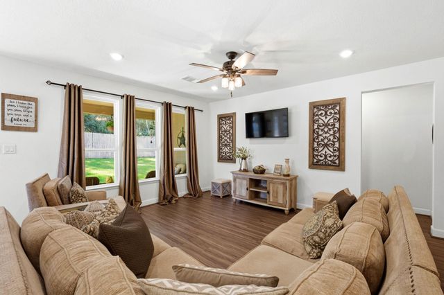 3965 Eagle Nest Lake Lane, Magnolia, TX 77354