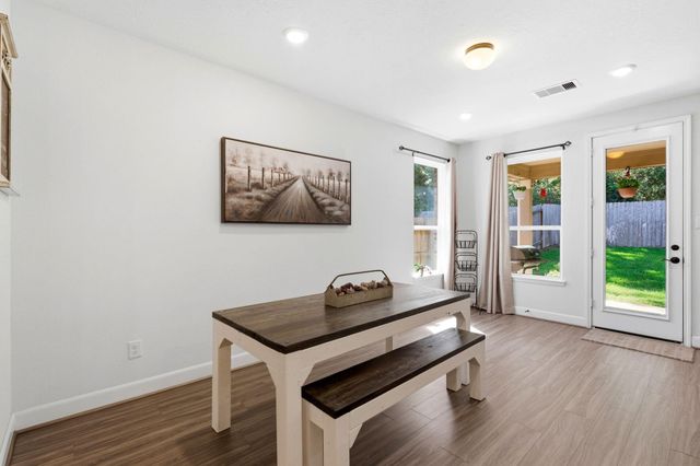 3965 Eagle Nest Lake Lane, Magnolia, TX 77354