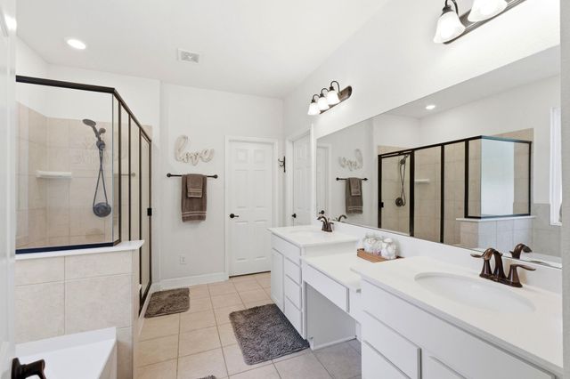 3965 Eagle Nest Lake Lane, Magnolia, TX 77354