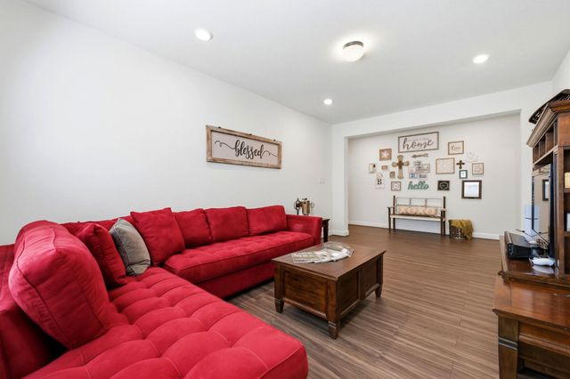 3965 Eagle Nest Lake Lane, Magnolia, TX 77354