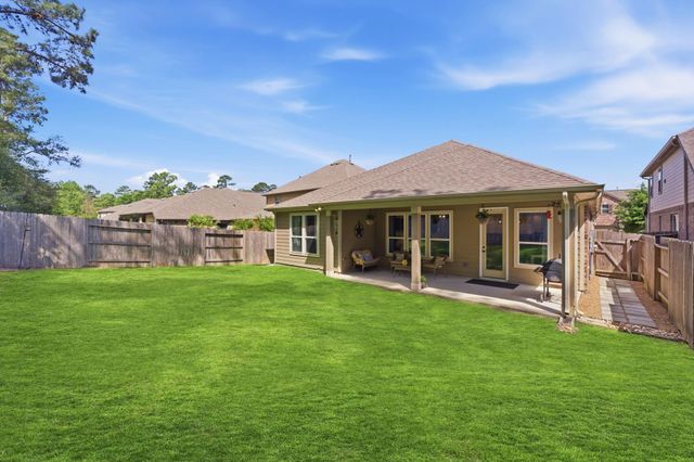 3965 Eagle Nest Lake Lane, Magnolia, TX 77354