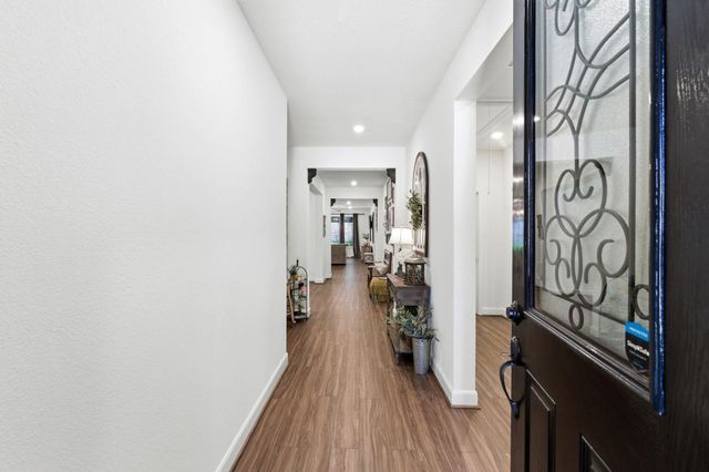 3965 Eagle Nest Lake Lane, Magnolia, TX 77354