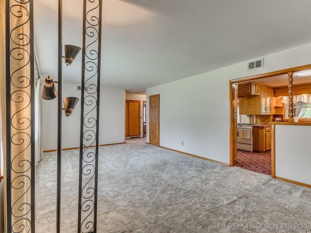 4204 Magnolia Drive, Sand Springs, OK 74063