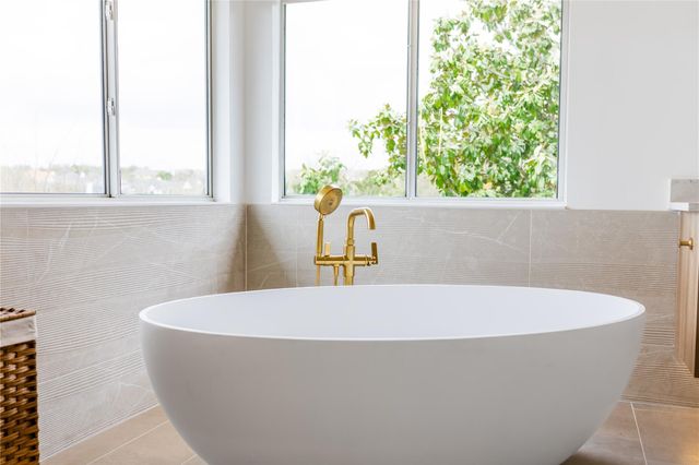 9568 Indigo Brush DR, Austin, TX 78726