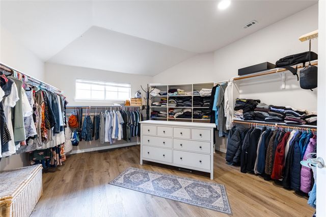 9568 Indigo Brush DR, Austin, TX 78726