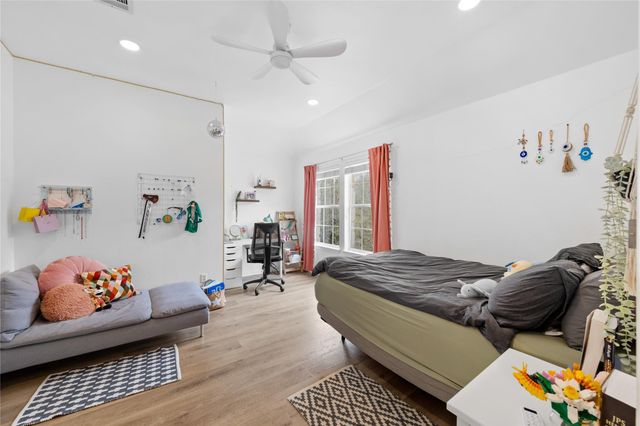 9568 Indigo Brush DR, Austin, TX 78726