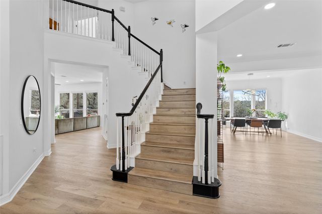 9568 Indigo Brush DR, Austin, TX 78726