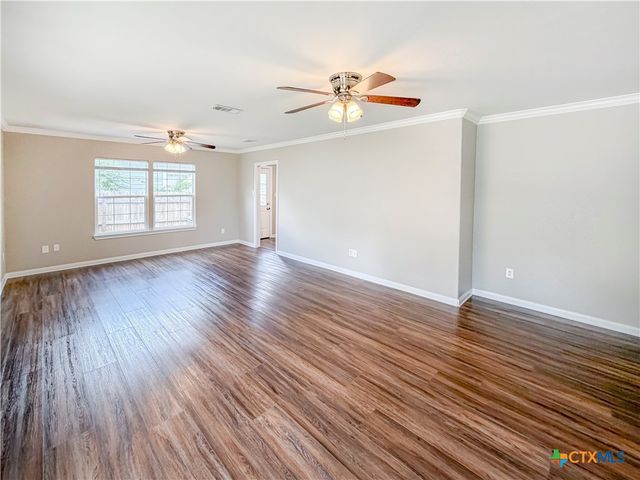 903 Saunders Street, Gatesville, TX 76528