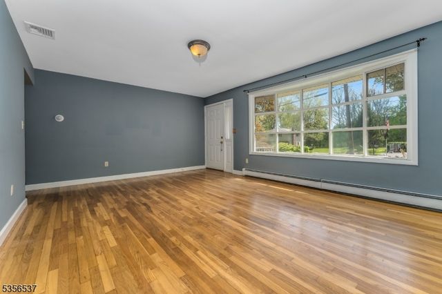 309 2Nd St, Hackettstown Town, NJ 07840