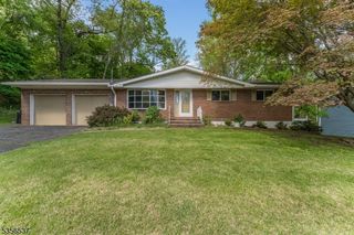 309 2Nd St, Hackettstown Town, NJ 07840
