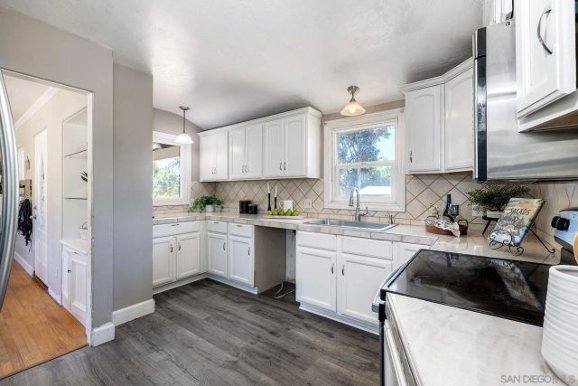 10859 Valle Vista, Lakeside, CA 92040