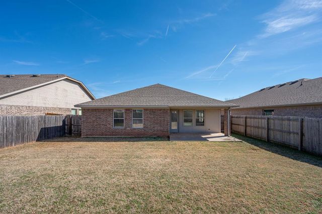 409 Scully Road, Yukon, OK 73099