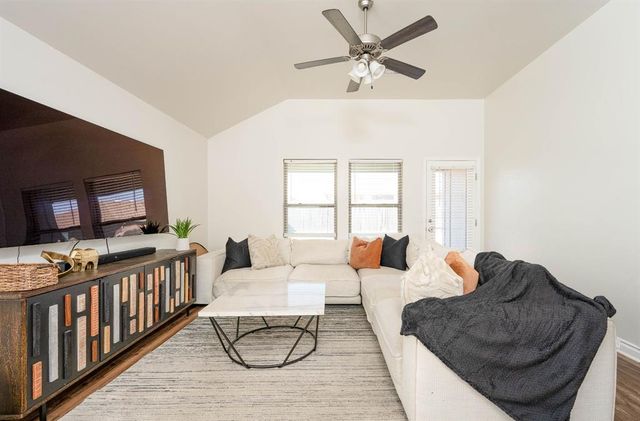 409 Scully Road, Yukon, OK 73099