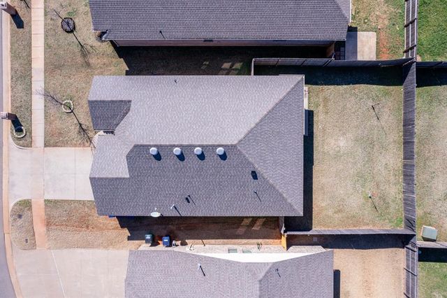 409 Scully Road, Yukon, OK 73099