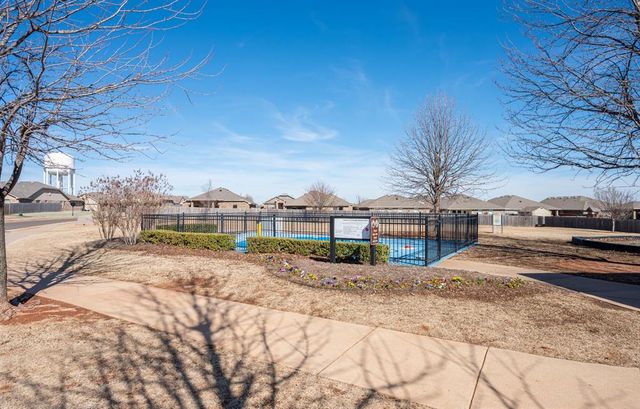 409 Scully Road, Yukon, OK 73099