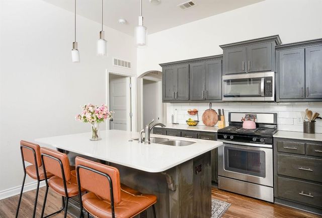 409 Scully Road, Yukon, OK 73099