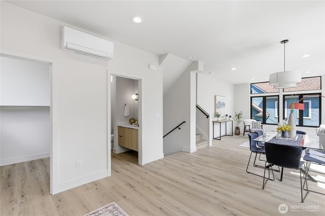 326 NW 80th Street, Seattle, WA 98117