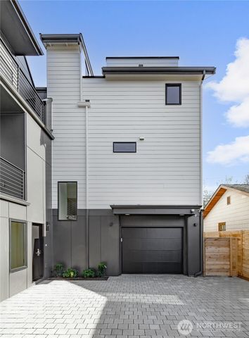 326 NW 80th Street, Seattle, WA 98117