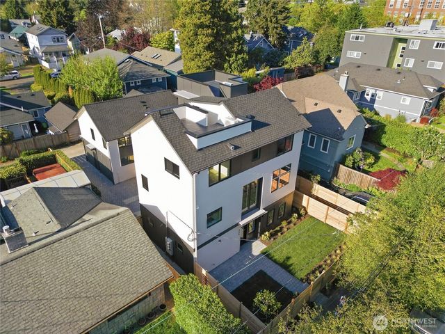 326 NW 80th Street, Seattle, WA 98117