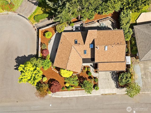 14116 NE 62nd Street, Redmond, WA 98052