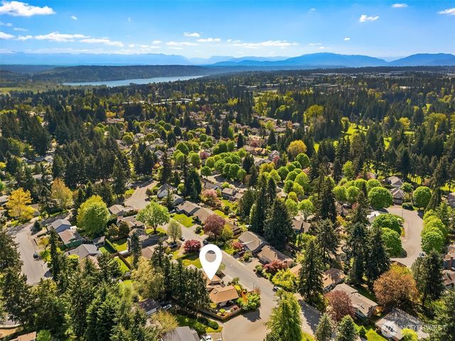 14116 NE 62nd Street, Redmond, WA 98052