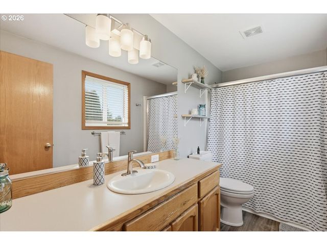 3307 Ne 166TH Ave, Vancouver, WA 98682