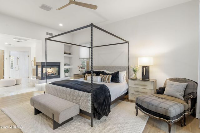 9706 E MARK Lane, Scottsdale, AZ 85262