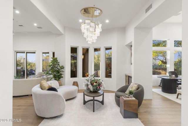 9706 E MARK Lane, Scottsdale, AZ 85262