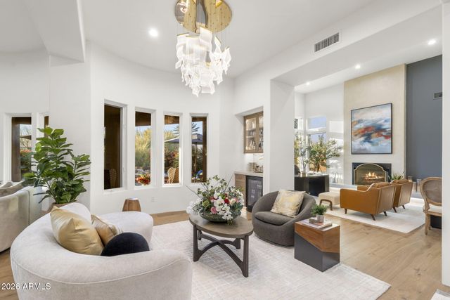 9706 E MARK Lane, Scottsdale, AZ 85262