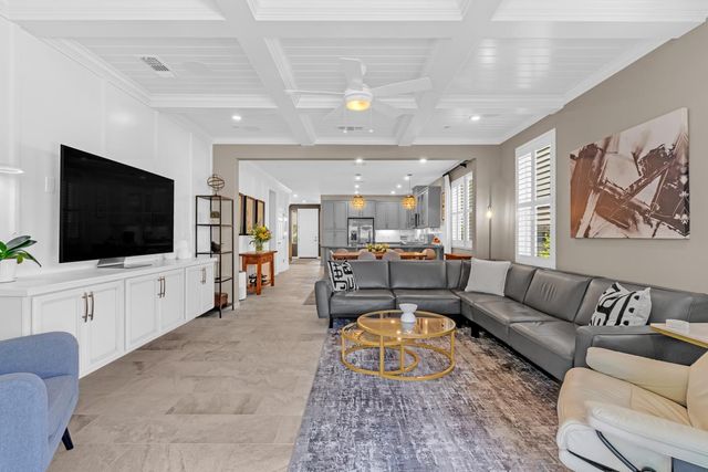 5114 Summerfaire Dr, Roseville, CA 95747