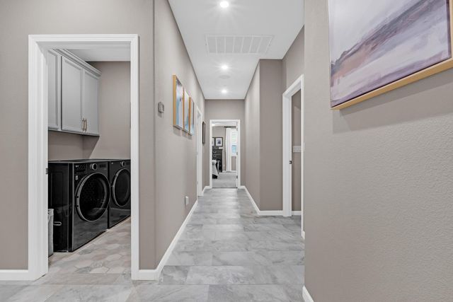5114 Summerfaire Dr, Roseville, CA 95747