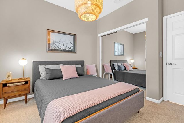 5114 Summerfaire Dr, Roseville, CA 95747