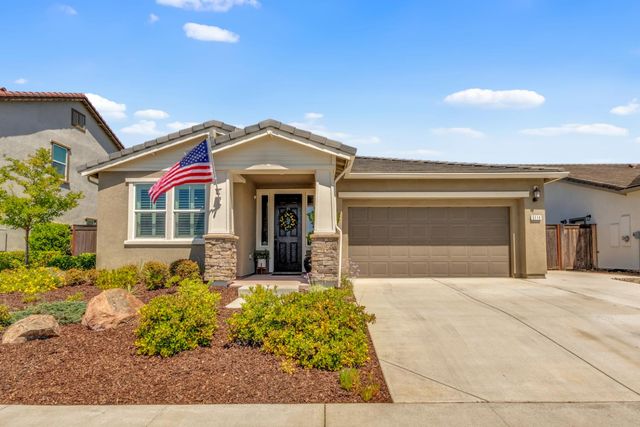 5114 Summerfaire Dr, Roseville, CA 95747