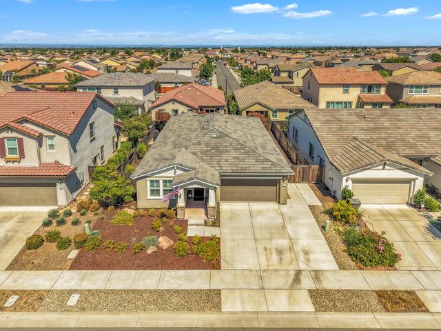 5114 Summerfaire Dr, Roseville, CA 95747