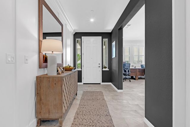 5114 Summerfaire Dr, Roseville, CA 95747