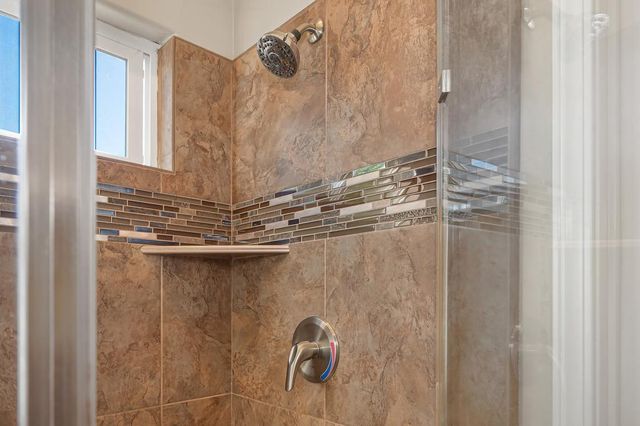 814 Dove Ln, Ione, CA 95640