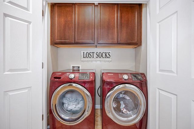 814 Dove Ln, Ione, CA 95640