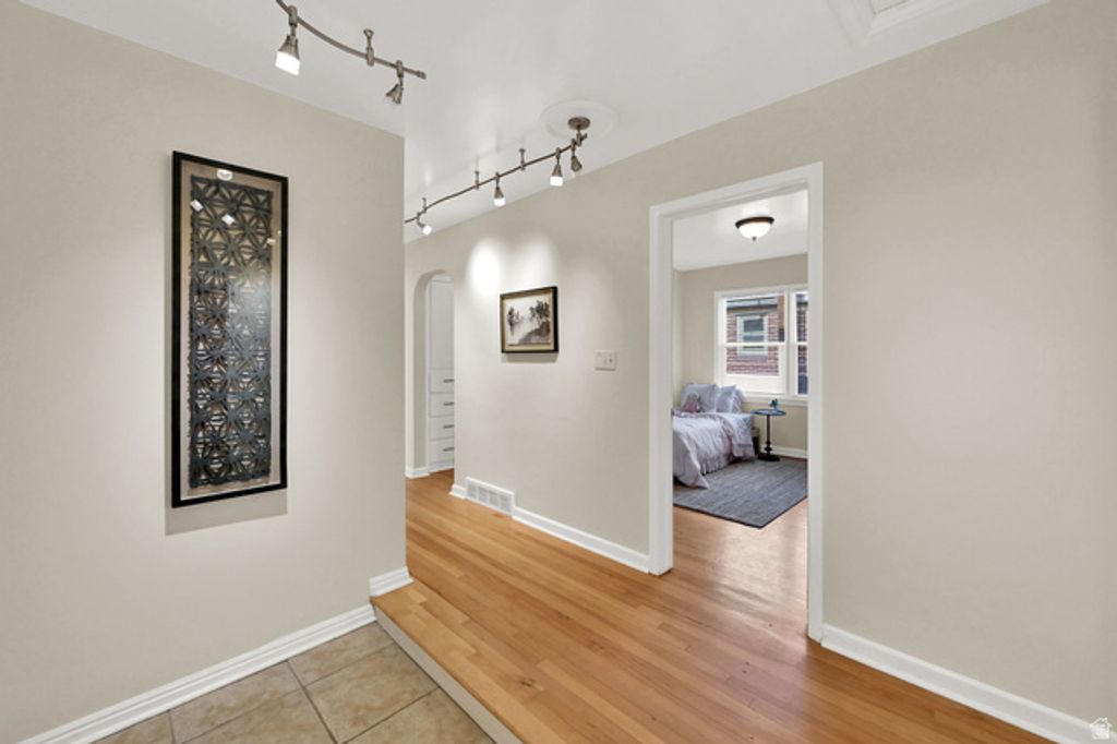 911 E MALVERN AVE, Salt Lake City, UT 84106 — photo 4