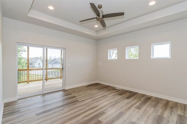 1000 Switchgrass Lane, Ely, IA 52227