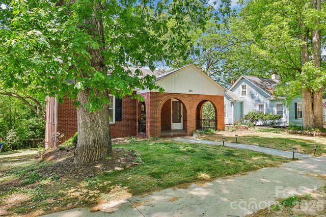 235 N 6th Street, Albemarle, NC 28001