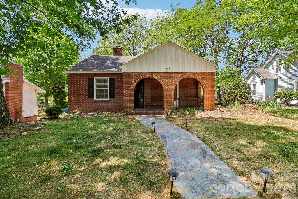 235 N 6th Street, Albemarle, NC 28001