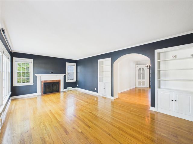 620 James Avenue, Rockford, IL 61107