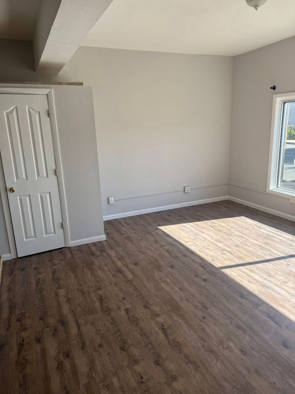 131 Naugatuck Avenue B, Milford, CT 06460