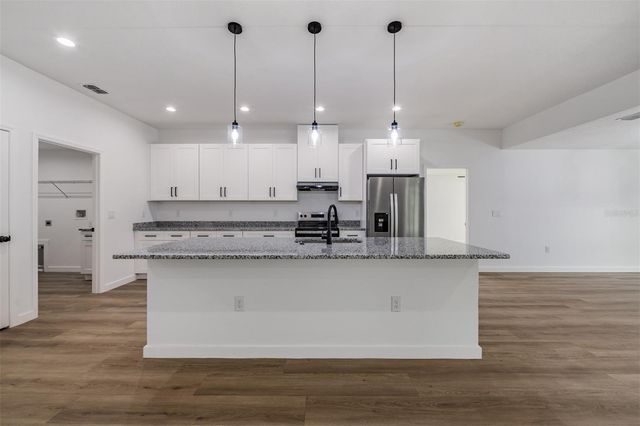 38086 COUNTRYSIDE PLACE, Dade City, FL 33525