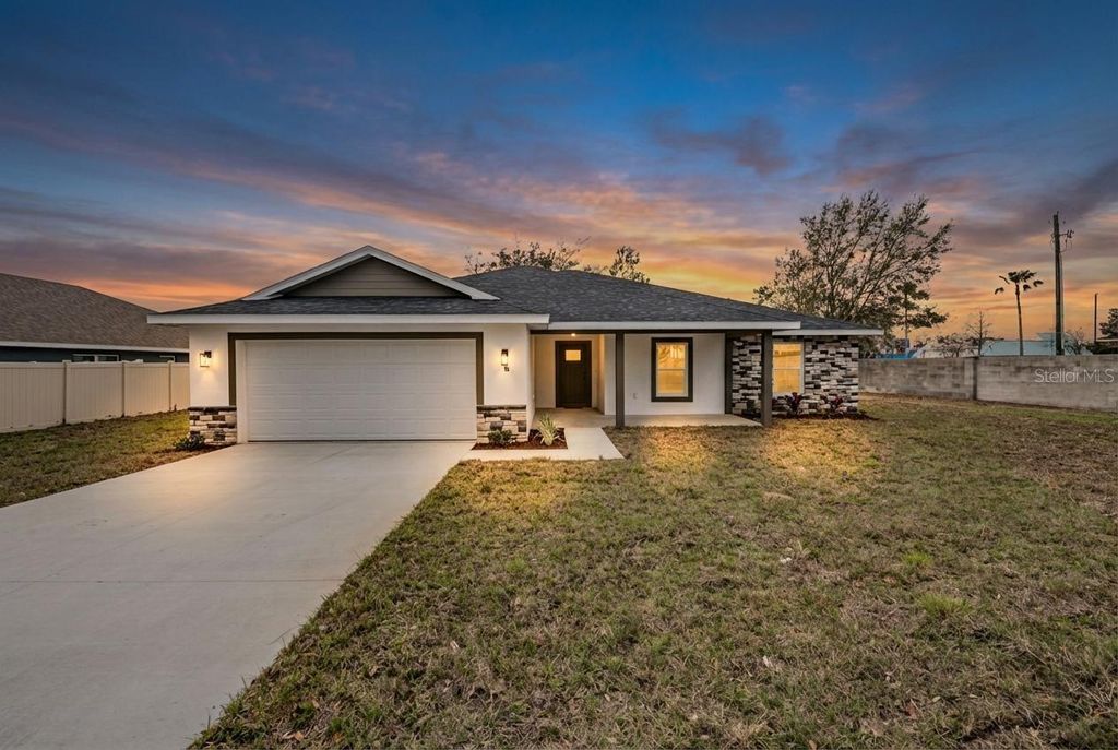 Image 1 of property listing at 38086 COUNTRYSIDE PLACE, Dade City, FL 33525